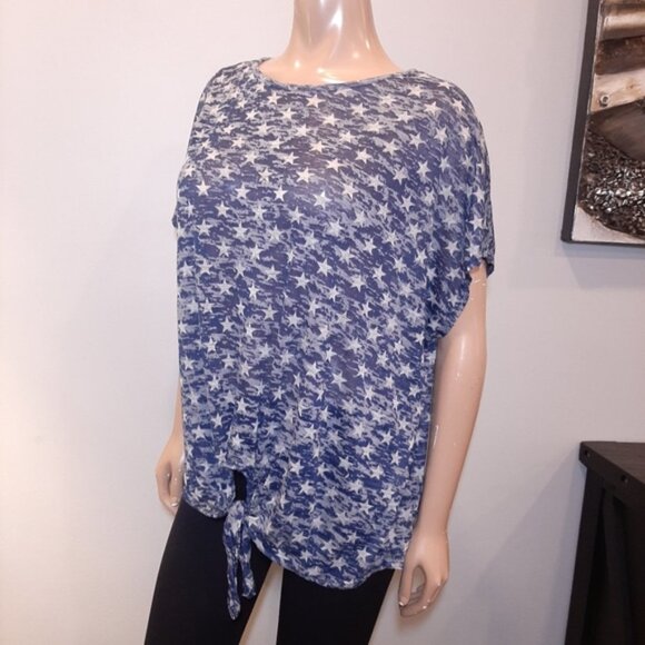 3/$20 CHERISH Slouchy Burnout Tee Sheer Star Print Tie Hem Short Sleeve Top - Picture 4 of 11